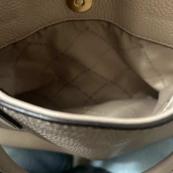 Michael Kors Austen Pebble Leather Soft Pink Medium Handbag - Picture 6 of 11